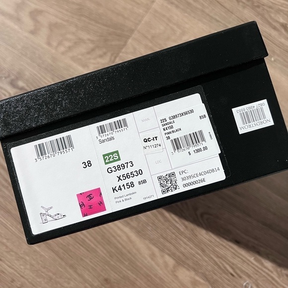 Chanel Pink and Black Printed Lambskin Sandals 22S Size 38 - Picture 9 of 13